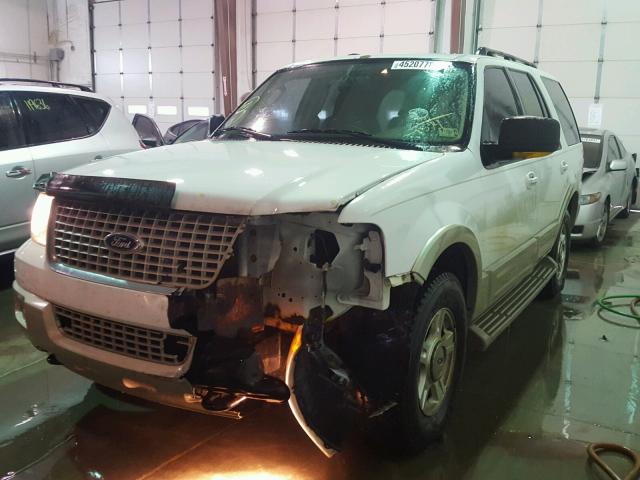 1FMFU18516LA50574 - 2006 FORD EXPEDITION WHITE photo 2