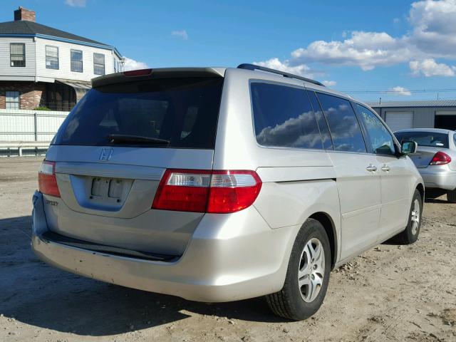 5FNRL38697B038976 - 2007 HONDA ODYSSEY SILVER photo 4