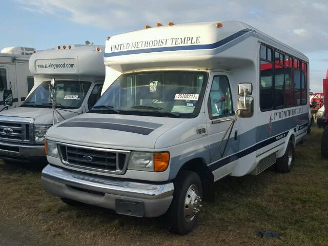 1FDXE45F23HB01305 - 2003 FORD ECONOLINE WHITE photo 2