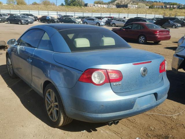 WVWFA71F38V008000 - 2008 VOLKSWAGEN EOS LUX 蓝色 照片 3