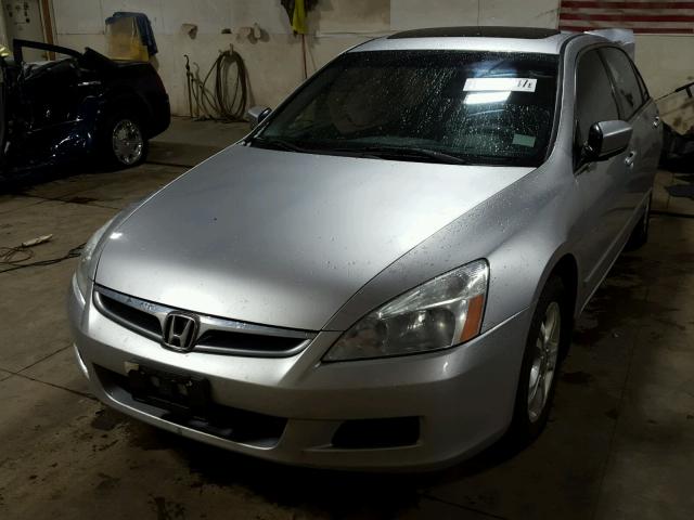 1HGCM56816A092865 - 2006 HONDA ACCORD EX SILVER photo 2