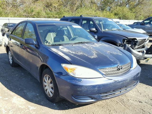 4T1BE32K52U500270 - 2002 TOYOTA CAMRY LE BLUE photo 1