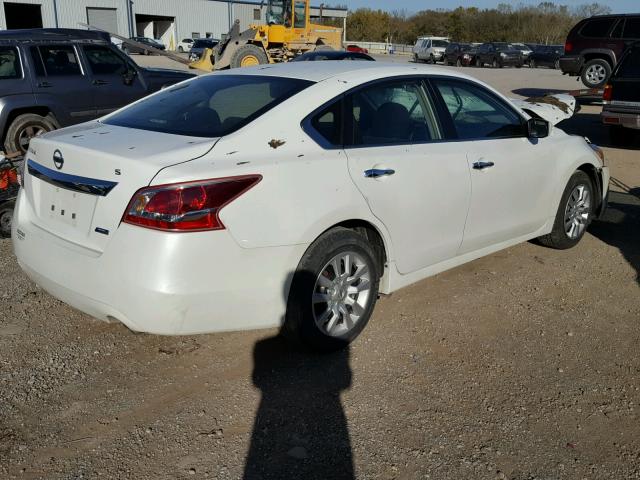 1N4AL3AP0DN544831 - 2013 NISSAN ALTIMA 2.5 WHITE photo 4