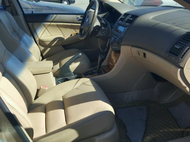 1HGCM66504A054813 - 2004 HONDA ACCORD GOLD photo 5