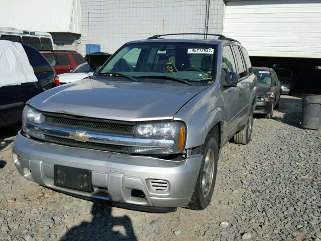 1GNDT13S572285330 - 2007 CHEVROLET TRAILBLAZE TAN photo 2