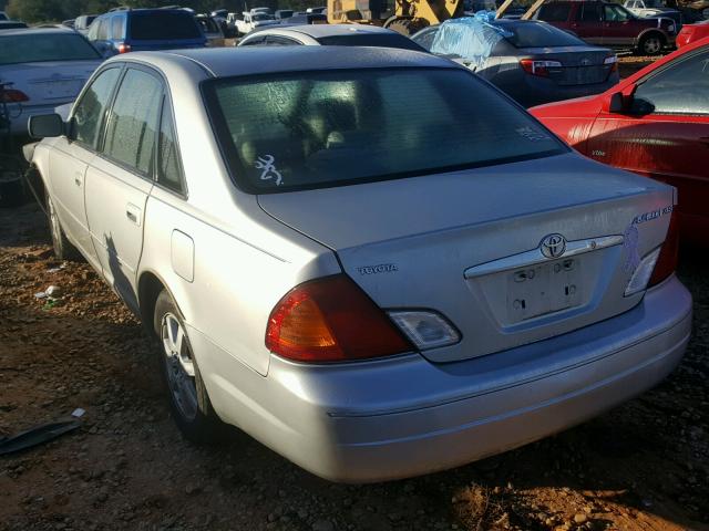 4T1BF28B81U137895 - 2001 TOYOTA AVALON XL SILVER photo 3