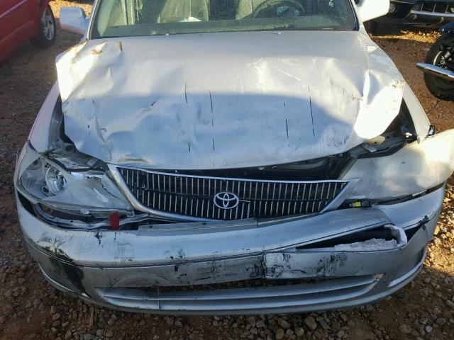 4T1BF28B81U137895 - 2001 TOYOTA AVALON XL SILVER photo 9