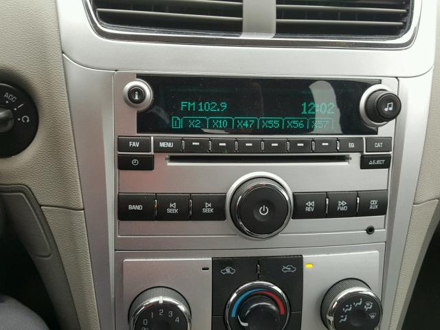 1G1ZC5EB8AF224713 - 2010 CHEVROLET MALIBU 1LT ნაცრისფერი ფოტო 9