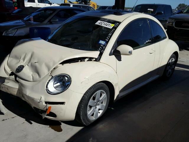 3VWRW31C67M518506 - 2007 VOLKSWAGEN NEW BEETLE BEIGE photo 2