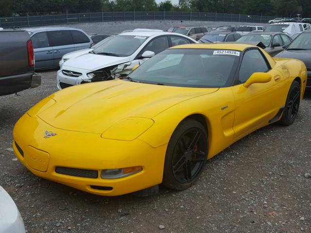 1G1YY12S935131508 - 2003 CHEVROLET CORVETTE Z YELLOW photo 2