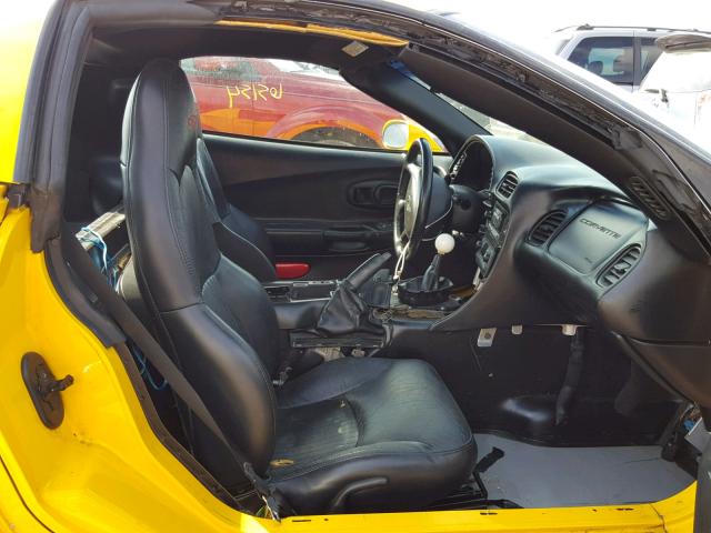 1G1YY12S935131508 - 2003 CHEVROLET CORVETTE Z YELLOW photo 5