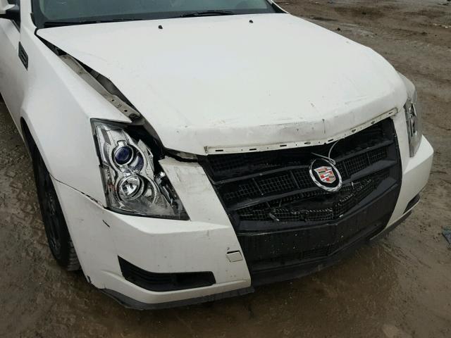 1G6DF577880216001 - 2008 CADILLAC CTS WHITE photo 9
