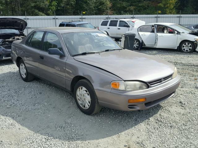 4T1BG12KXTU668373 - 1996 TOYOTA CAMRY DX GRAY photo 1