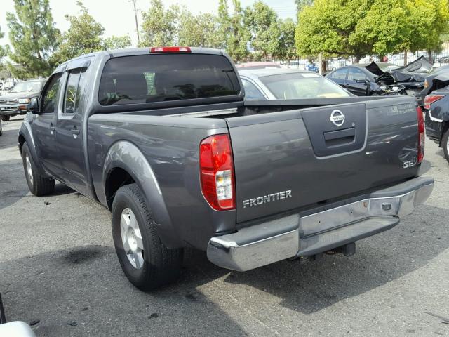 1N6AD09U17C466167 - 2007 NISSAN FRONTIER C GRAY photo 3