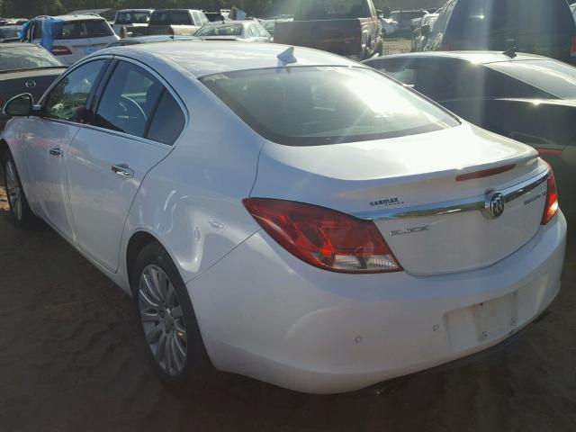 2G4GS5EVXD9173445 - 2013 BUICK REGAL PREM WHITE photo 3