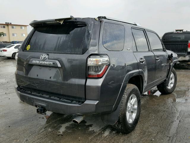 JTEBU5JR4G5315156 - 2016 TOYOTA 4RUNNER GRAY photo 4