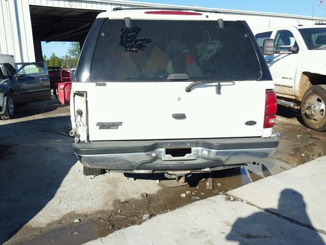 1FMRU17L7XLB71186 - 1999 FORD EXPEDITION WHITE photo 10