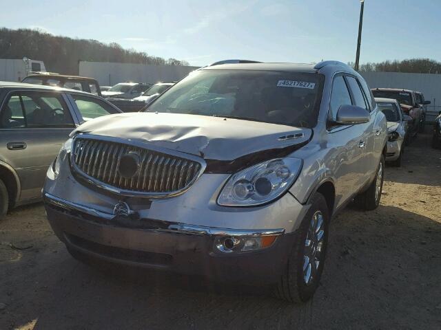 5GAKVBED4BJ272874 - 2011 BUICK ENCLAVE SILVER photo 2