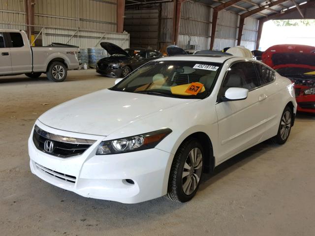 1HGCS1B84CA013298 - 2012 HONDA ACCORD EXL WHITE photo 2