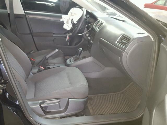 3VW2K7AJ8BM327715 - 2011 VOLKSWAGEN JETTA BASE BLACK photo 5