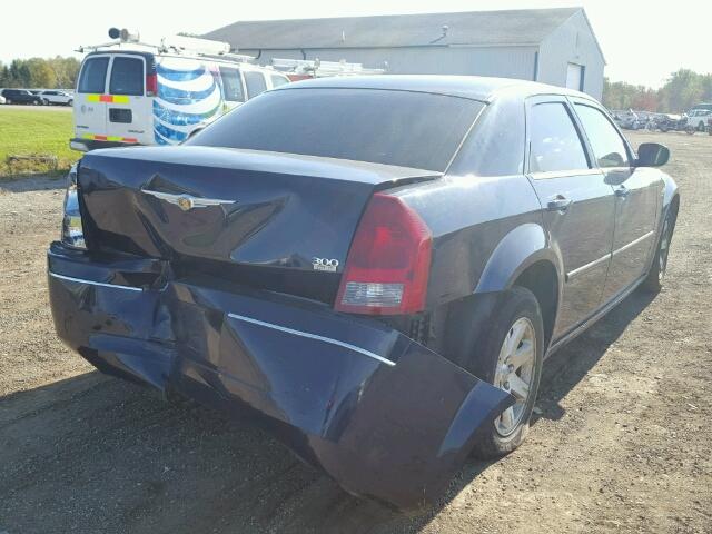 2C3KA53GX6H102202 - 2006 CHRYSLER 300 TOURIN BLUE photo 4