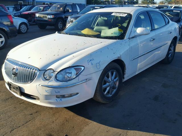 2G4WD582891251654 - 2009 BUICK LACROSSE C WHITE photo 2