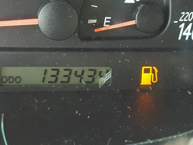 4T1BE32K53U208555 - 2003 TOYOTA CAMRY LE ვერცხლისფერი ფოტო 8