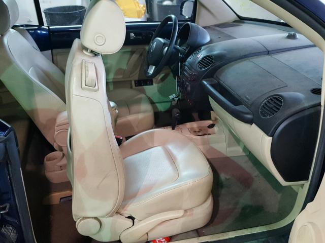 3VWRF31Y36M322579 - 2006 VOLKSWAGEN NEW BEETLE 蓝色 照片 5