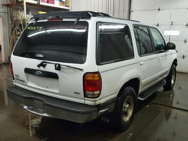 1FMZU35P6WZB97081 - 1998 FORD EXPLORER WHITE photo 4