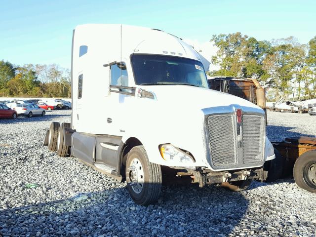 1XKYD49X8GJ475435 - 2016 KENWORTH CONSTRUCTI WHITE photo 1