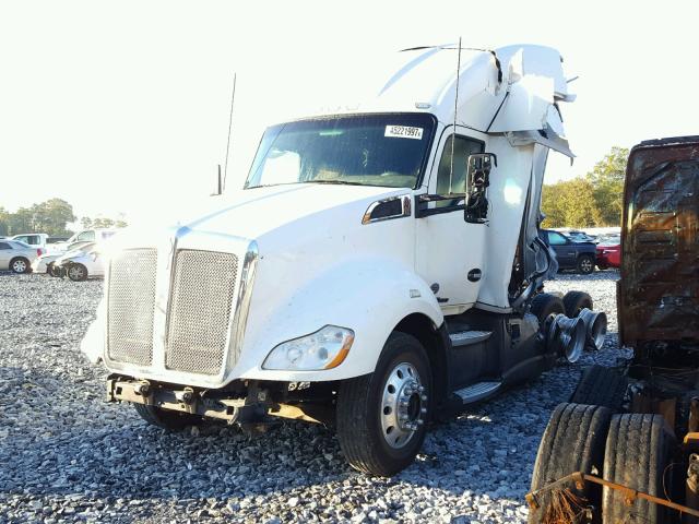 1XKYD49X8GJ475435 - 2016 KENWORTH CONSTRUCTI WHITE photo 2