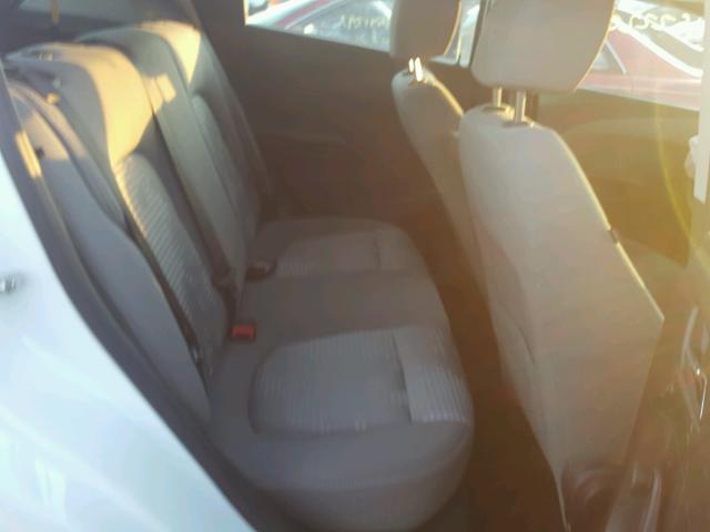 1G1JA6SH3C4163481 - 2012 CHEVROLET SONIC LS 白色 照片 6