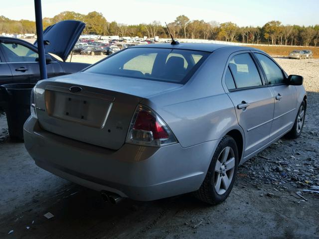 3FAHP07ZX9R155144 - 2009 FORD FUSION SE SILVER photo 4