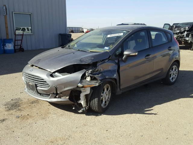 3FADP4EJ9EM108455 - 2014 FORD FIESTA SE GRAY photo 2