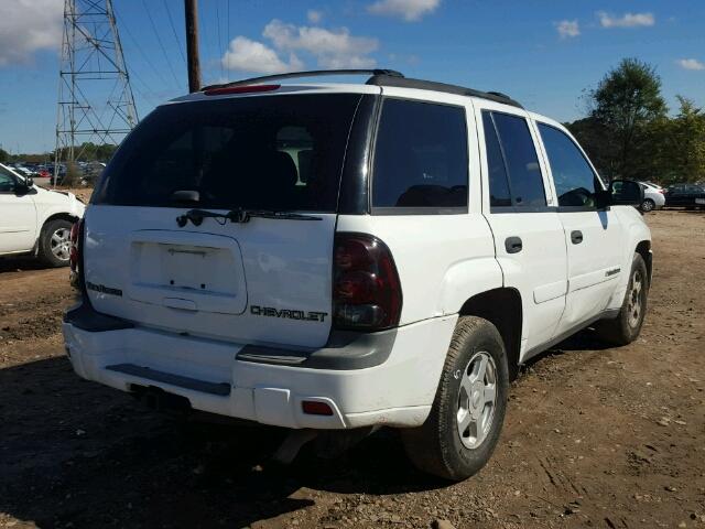 1GNDT13SX22343103 - 2002 CHEVROLET TRAILBLAZE WHITE photo 4