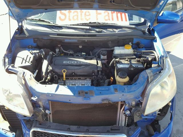 KL1TG66E89B322585 - 2009 CHEVROLET AVEO LT BLUE photo 7