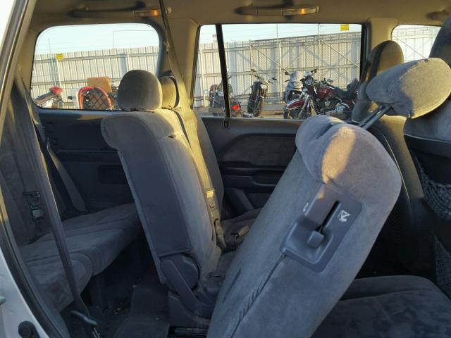 2HKYF18485H571146 - 2005 HONDA PILOT EX SILVER photo 6