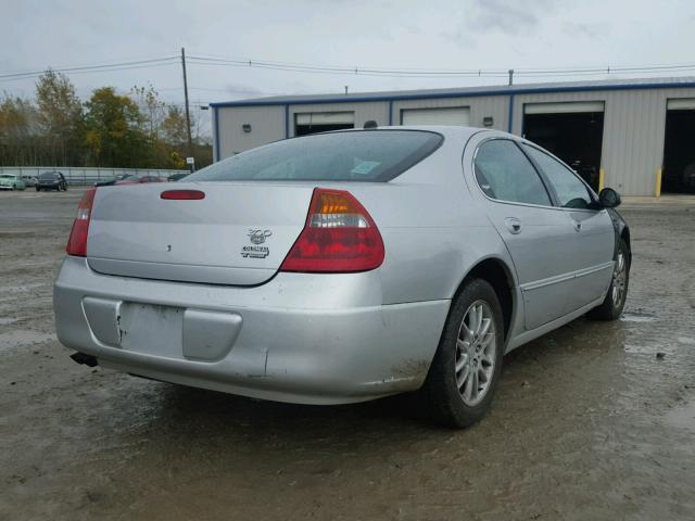 2C3HE66G34H692286 - 2004 CHRYSLER 300M SILVER photo 4