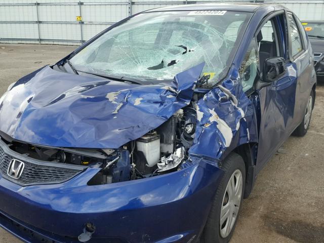 JHMGE8H35BC020158 - 2011 HONDA FIT BLUE photo 9