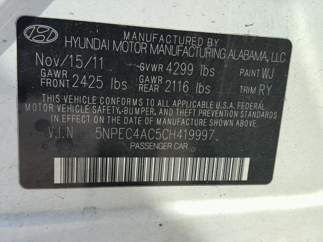 5NPEC4AC5CH419997 - 2012 HYUNDAI SONATA SE WHITE photo 10