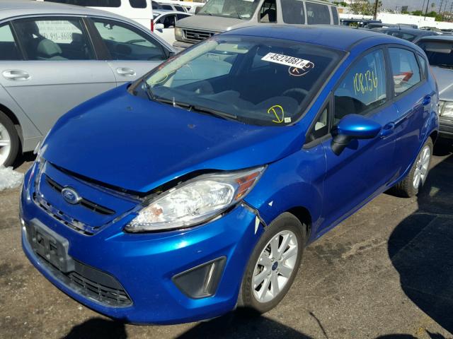 3FADP4EJ8BM137988 - 2011 FORD FIESTA SE BLUE photo 2