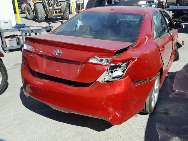 4T1BF1FK5CU599072 - 2012 TOYOTA CAMRY BASE RED photo 4