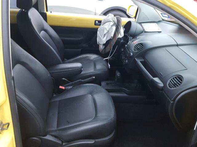 3VWPW31C29M518755 - 2009 VOLKSWAGEN NEW BEETLE Sarı foto 5