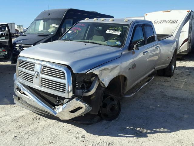 3D73Y4CL5AG147498 - 2010 DODGE RAM 3500 SILVER photo 2