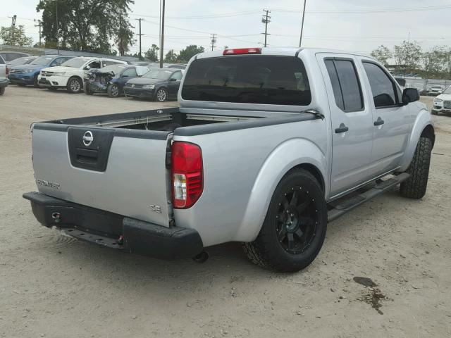 1N6AD07U99C417871 - 2009 NISSAN FRONTIER C SILVER photo 4