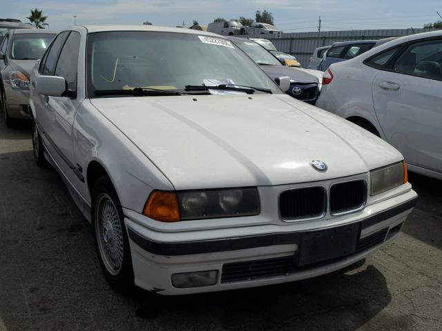 WBACB432XSFM21832 - 1995 BMW 325 I AUTO WHITE photo 1