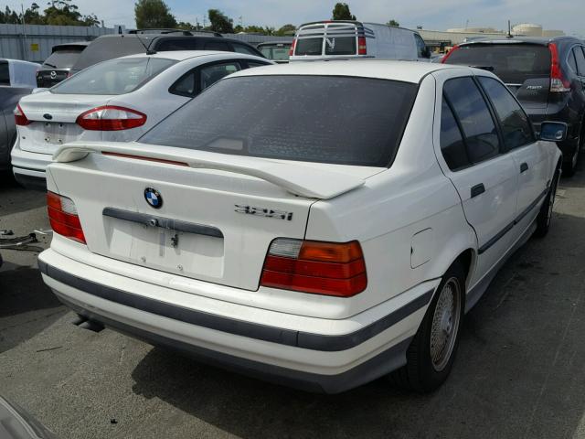 WBACB432XSFM21832 - 1995 BMW 325 I AUTO WHITE photo 4