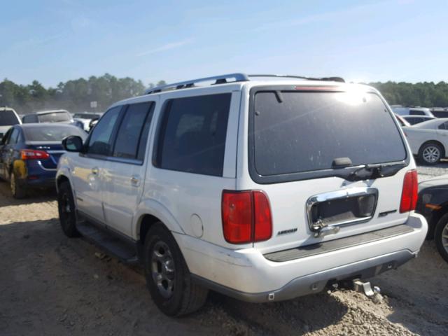 5LMEU27A1YLJ23023 - 2000 LINCOLN NAVIGATOR WHITE photo 3