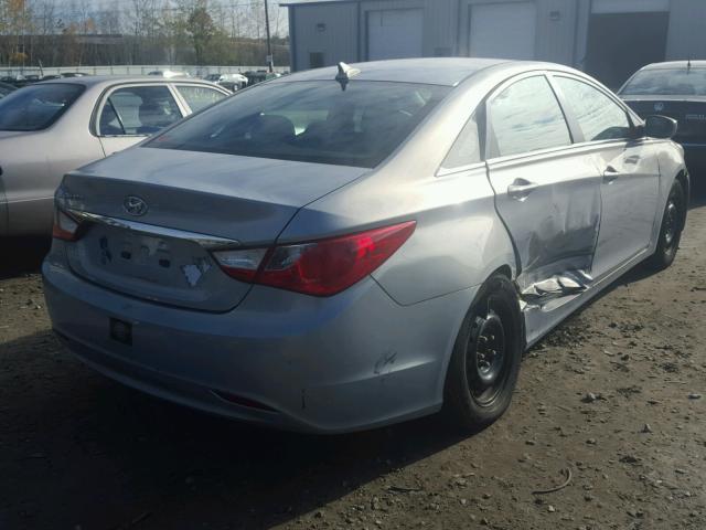 5NPEB4AC7BH184018 - 2011 HYUNDAI SONATA GLS BLUE photo 4