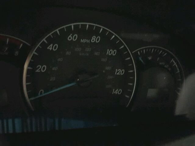 4T4BF1FK9CR161418 - 2012 TOYOTA CAMRY BASE SILVER photo 8